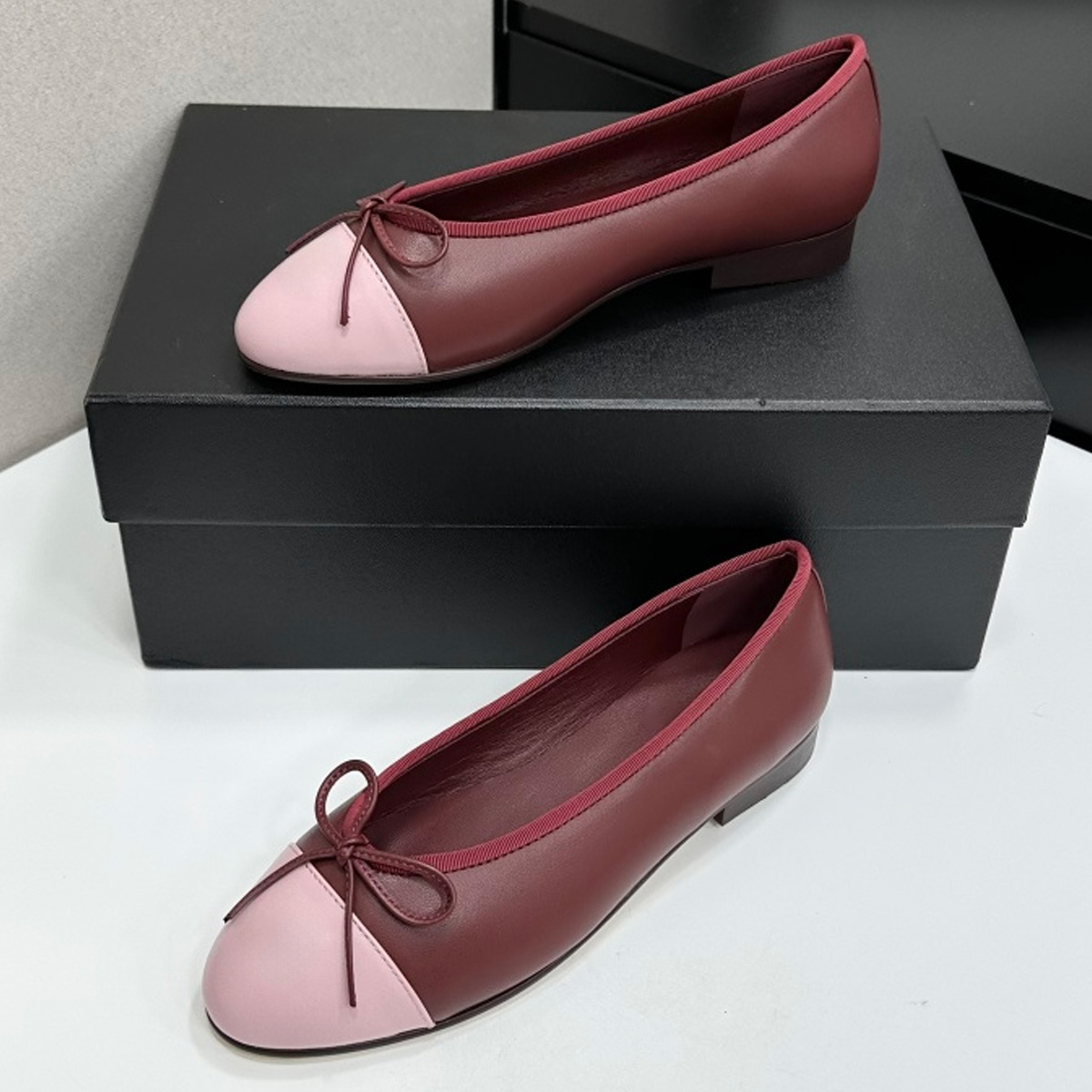 2026 Women's Two-Tone Cap-Toe  - Slingback Pumps Women ulasan dan harga