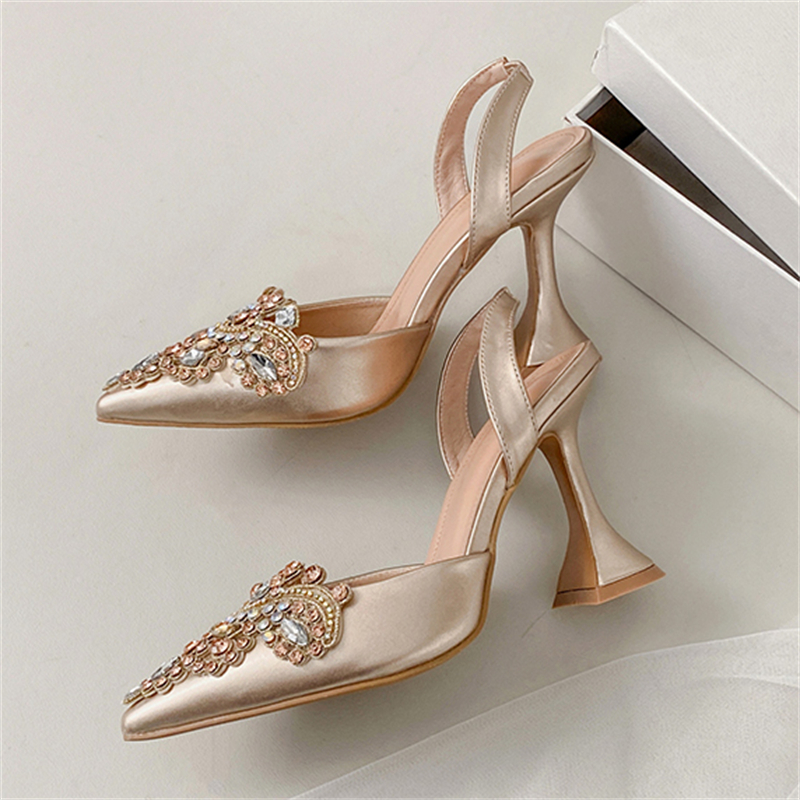 Eilyken Spring Crystal Diamond - Women Shoes Ysl ulasan dan harga