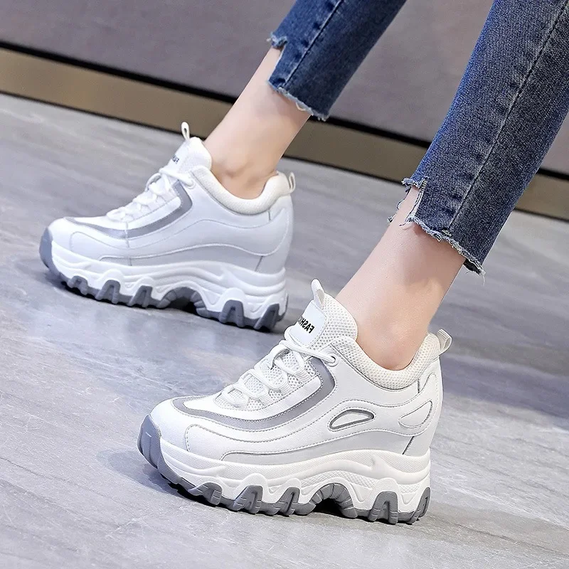 9CM Genuine Leather Platform W - Wedge Heeled Sneaker ulasan dan harga